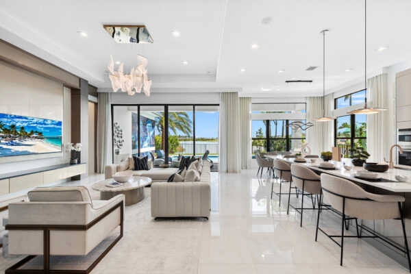 Adonis Interior 2