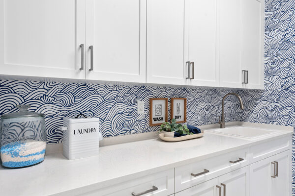 Adonis Interior 4