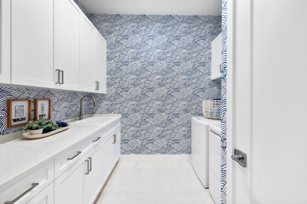 Adonis Interior 5